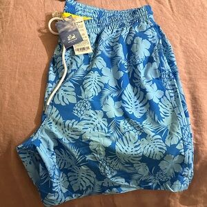 surf style Blue Tropical Print Men's Swim Trunks